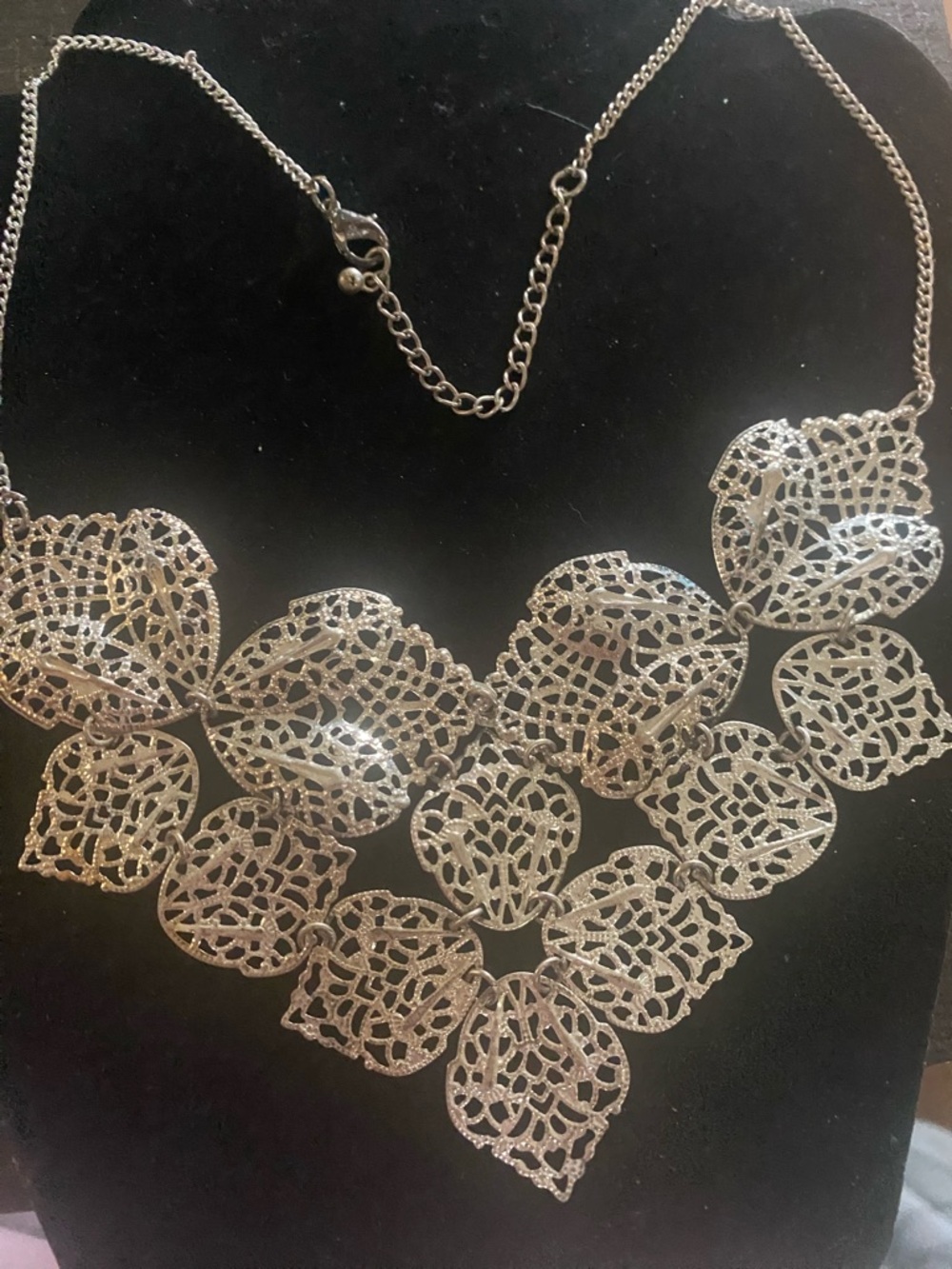 Delicate Silver Filigree Statement Necklace - Women Jewelry